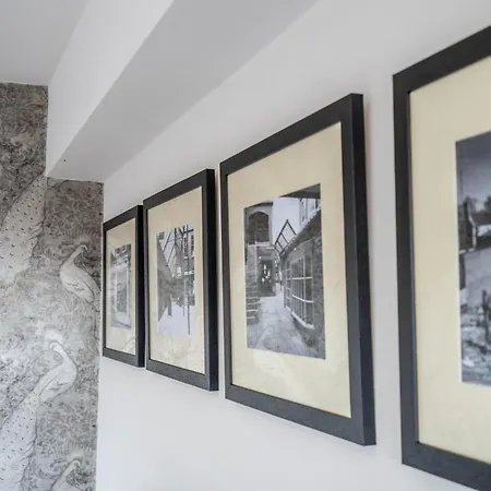 11 Stonegate Court York